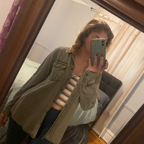 Distressed button up - Picture 4 of 4